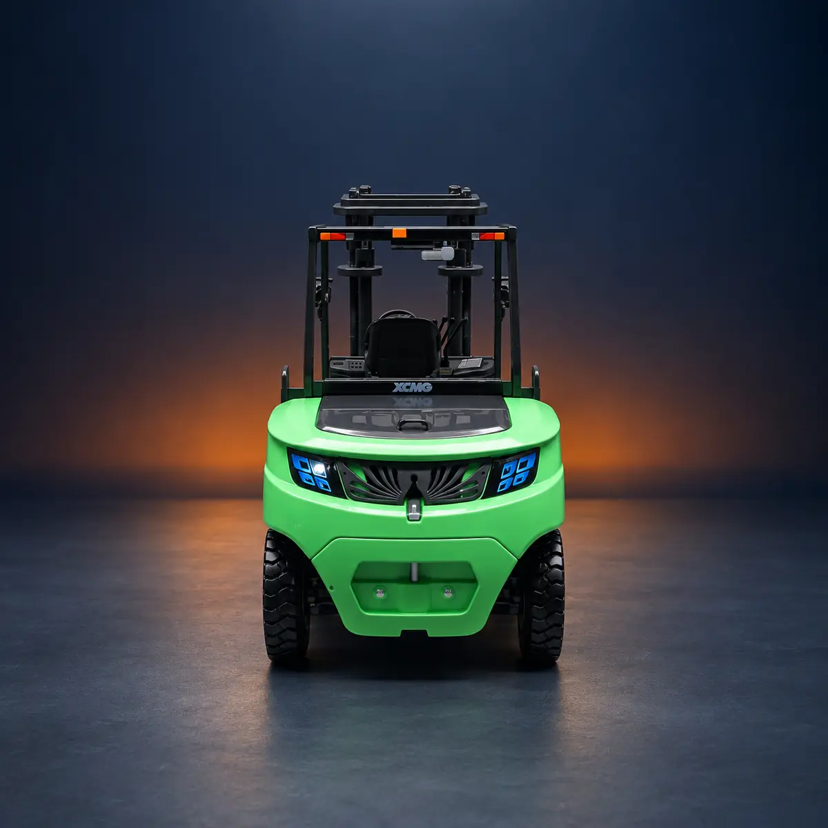Rear view of the XCMG XVB100-QL9-G forklift scale model