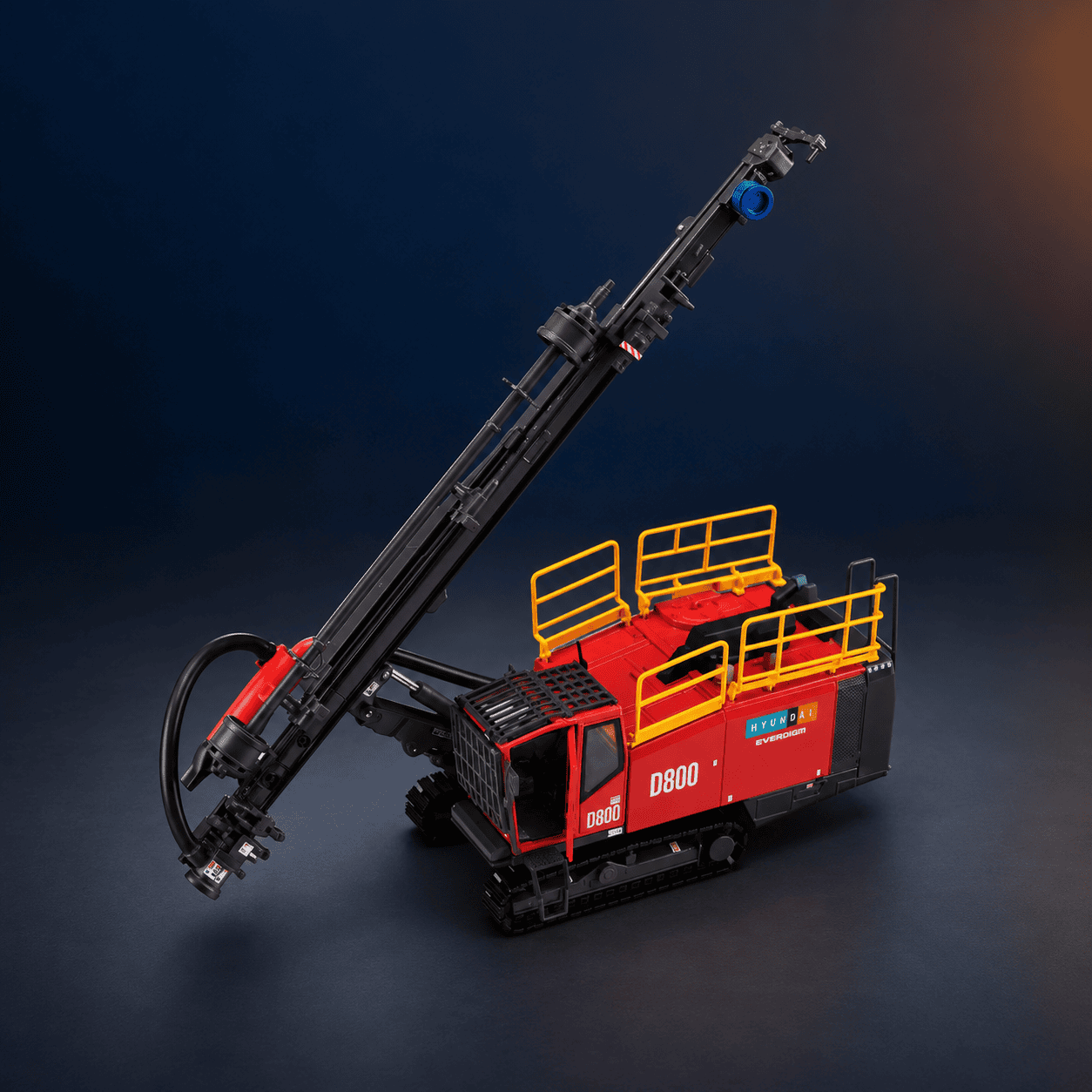 D800 scale model with the drilling boom raised