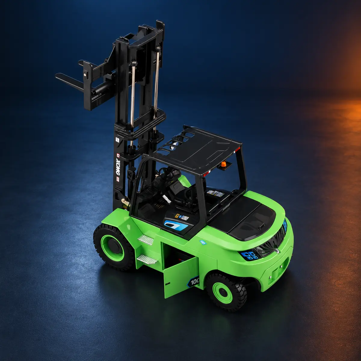 Elevated view of the XCMG forklift model showing cab and body details