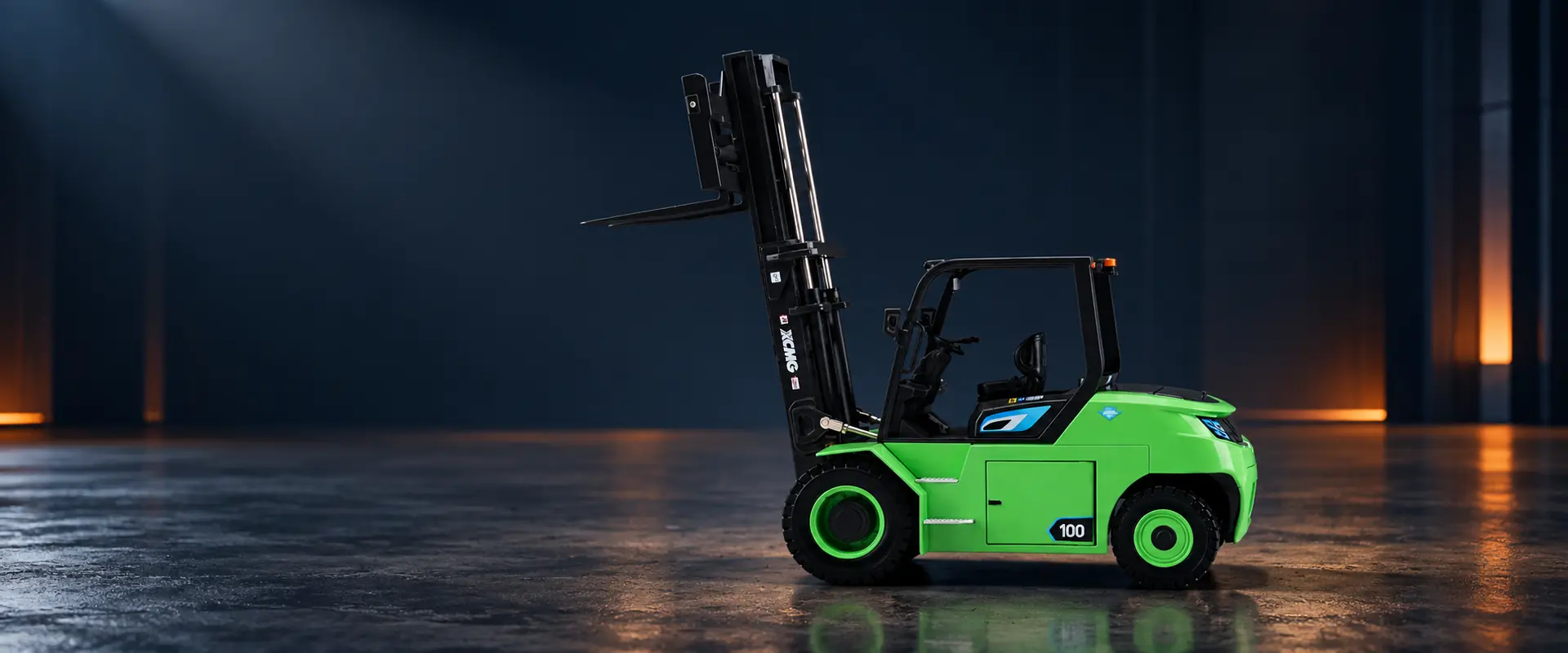 XCMG XVB100-QL9-G electric counterbalance forklift scale model in a dark industrial setting
