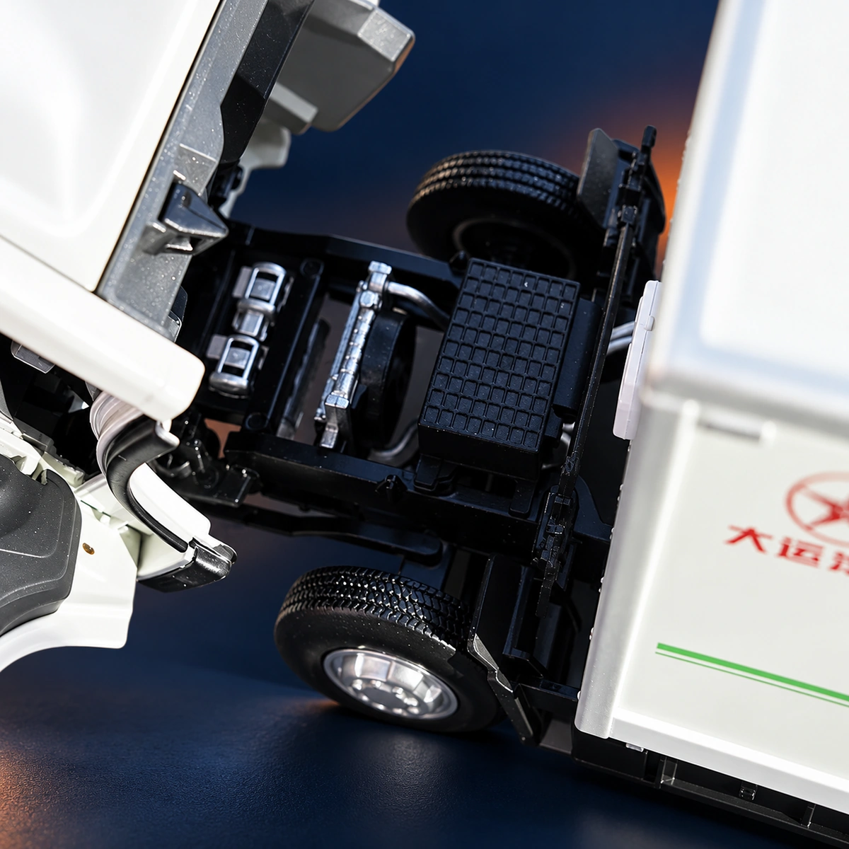 Exposed cab-to-chassis connection on DAYUN scale model