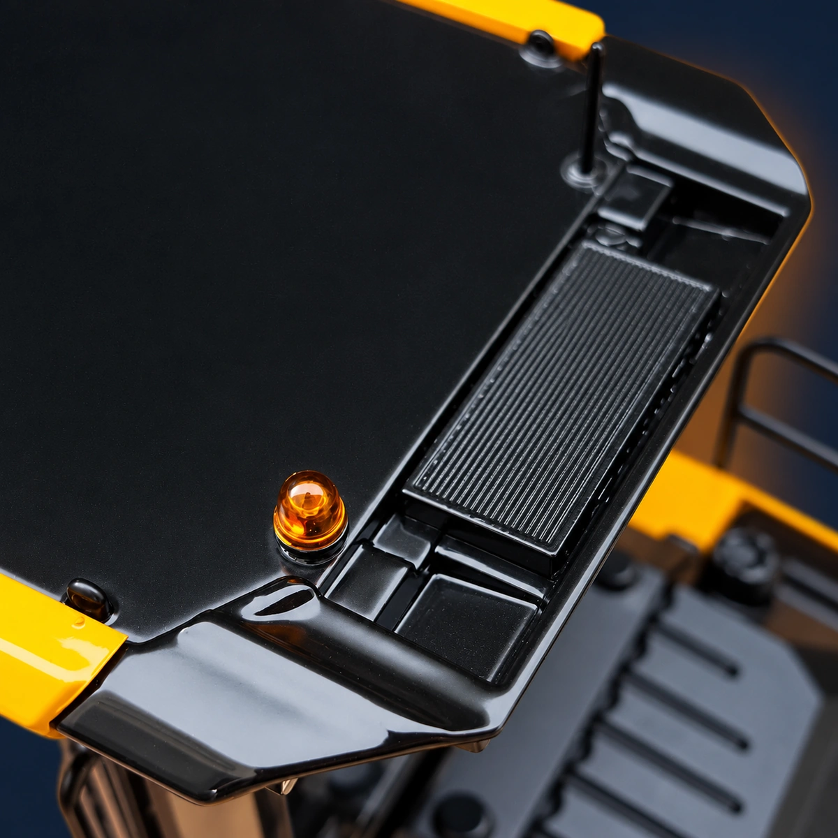 Textured roof grille and amber-coloured beacon detail on the SPR300C model