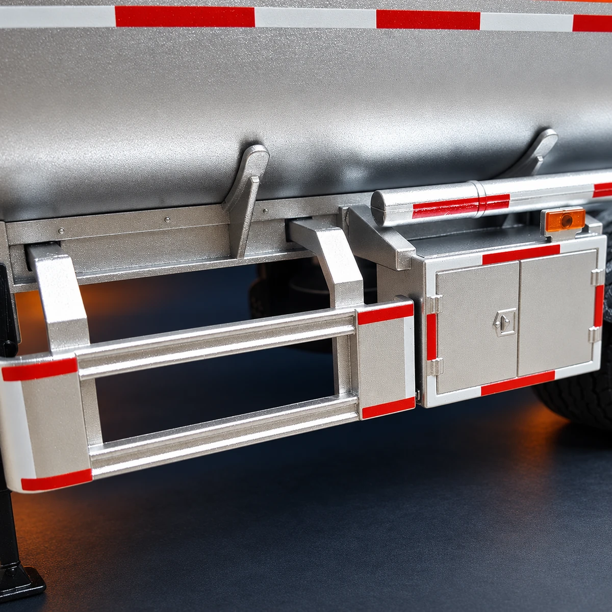 Side guard and equipment box on the tanker trailer model
